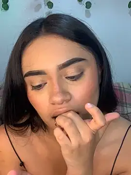 angiee boo1 online show from May 2026 12:37:01 AM