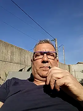 Soloyan online show from March 2026 02:33:02 PM