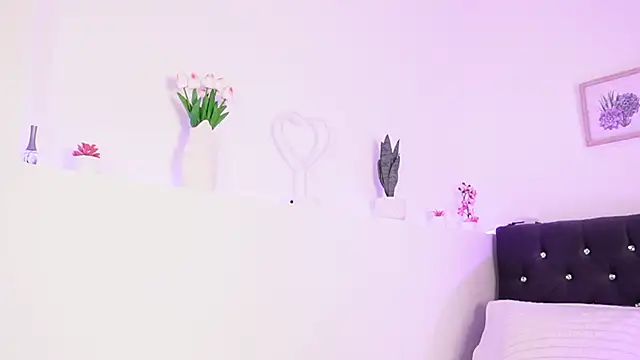 Natlewis online show from June 2026 03:32:02 AM