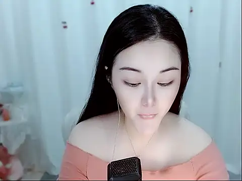 Snapshot of Amy-cnbaby chatting on May 2026 01:25:02 AM Amy-cnbaby online show from May 2026 01:25:02 AM