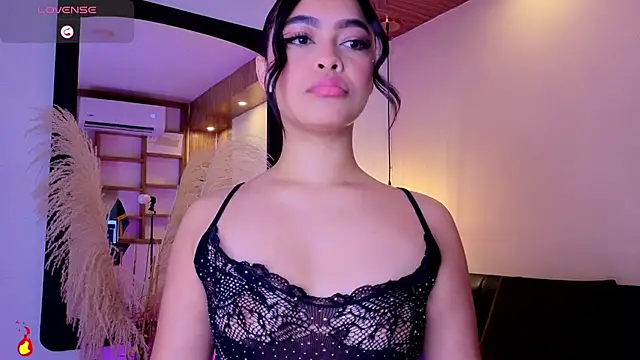 Snapshot of Chloe_monroee chatting on July 2026 03:53:01 AM Chloe monroee online show from July 2026 03:53:01 AM