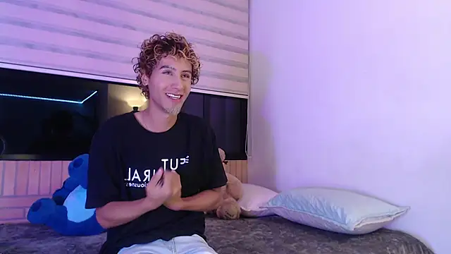 TwinkLatinBoys online show from May 2026 05:26:02 AM