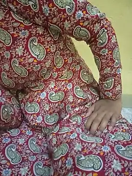 Snapshot of Seema_yadav01 chatting on May 2026 05:01:02 AM Seema yadav01 online show from May 2026 05:01:02 AM