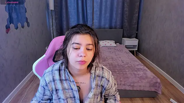 Snapshot of Trisha_Moore chatting on August 2026 01:20:01 AM Trisha Moore online show from August 2026 01:20:01 AM