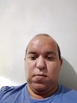 Snapshot of Bryan9827 chatting on May 2026 06:29:02 AM Bryan9827 online show from May 2026 06:29:02 AM