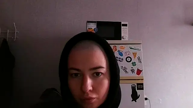 Julia Bright online show from May 2026 04:34:02 PM