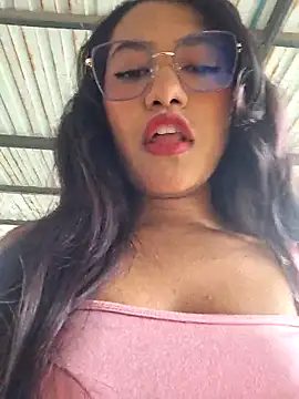 Snapshot of Hot_Sophy_ chatting on May 2026 05:32:02 PM Hot Sophy online show from May 2026 05:32:02 PM