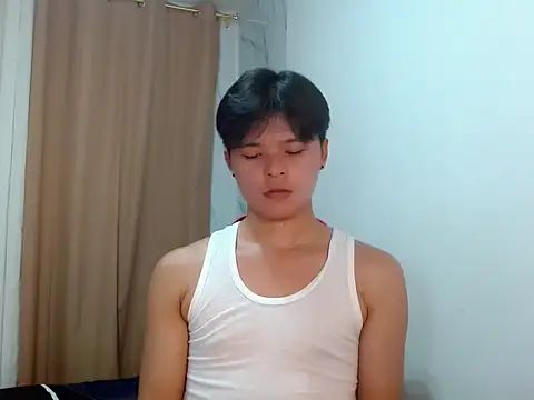 yourhotasiandoms online show from May 2026 07:00:02 PM