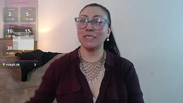 Snapshot of FranciscaVera chatting on May 2026 07:53:02 PM FranciscaVera online show from May 2026 07:53:02 PM