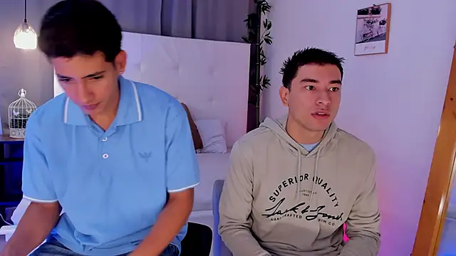 Alejo-and-Thiago online show from June 2026 12:33:02 PM