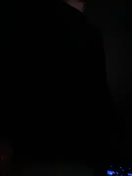 Alexitoonene online show from April 2026 09:30:02 PM