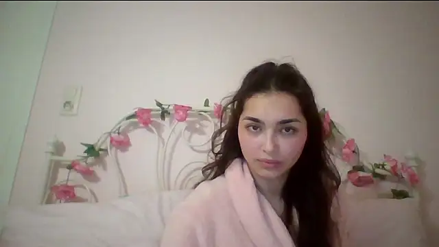 yourbella37 online show from May 2026 07:41:01 PM
