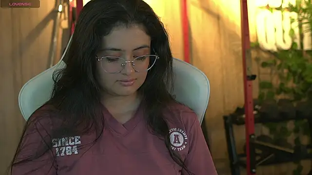 Snapshot of Madison_Flame chatting on May 2026 07:31:01 PM Madison Flame online show from May 2026 07:31:01 PM