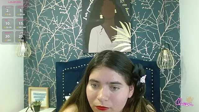 Laurha  online show from May 2026 07:08:01 PM