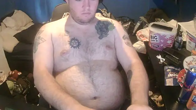 Snapshot of hunter_lust97 chatting on May 2026 06:14:01 PM hunter lust97 online show from May 2026 06:14:01 PM