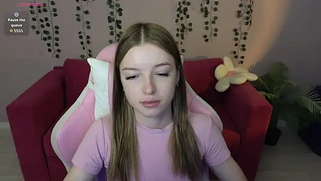 Eva Th0mpson online show from July 2026 12:57:02 AM