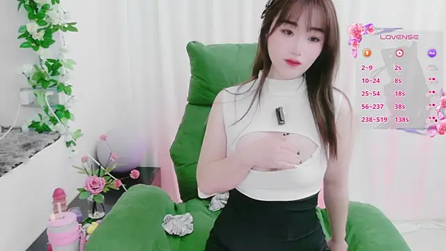 Snapshot of JJ8521 chatting on July 2026 08:18:01 AM JJ8521 online show from July 2026 08:18:01 AM