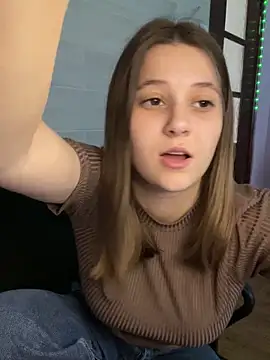 Snapshot of Blossom_Emily chatting on May 2026 04:03:01 PM Blossom Emily online show from May 2026 04:03:01 PM