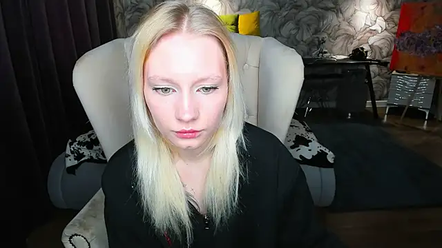 Elizabeth Adams online show from May 2026 01:46:01 AM