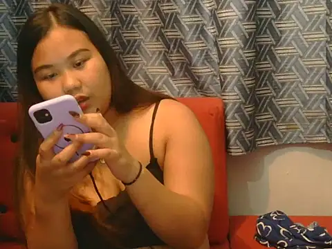 Snapshot of hotchickgirl chatting on June 2026 03:06:02 PM hotchickgirl online show from June 2026 03:06:02 PM