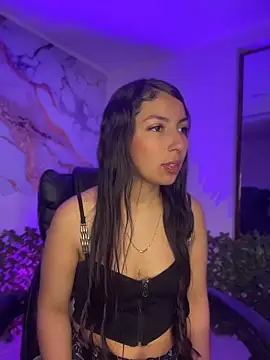 Snapshot of Julieth_ec chatting on May 2026 12:20:01 PM Julieth ec online show from May 2026 12:20:01 PM