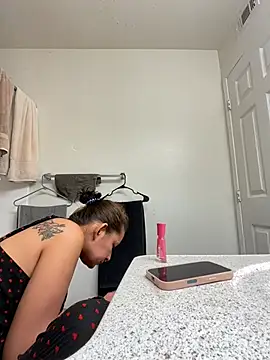 Baybeecakes online show from May 2026 04:07:01 AM