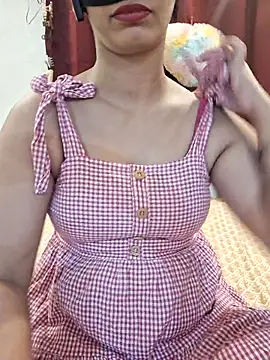 Snapshot of Shaloni_Patil chatting on May 2026 08:17:02 PM Shaloni Patil online show from May 2026 08:17:02 PM