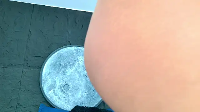 JessiBannkss online show from July 2026 12:33:01 PM