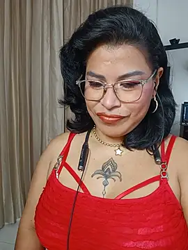 Snapshot of Aurorasaenz_ chatting on July 2026 01:50:02 PM Aurorasaenz online show from July 2026 01:50:02 PM