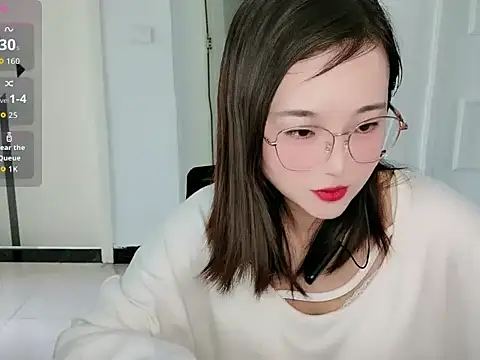 Zouzou-66 online show from May 2026 07:46:01 AM
