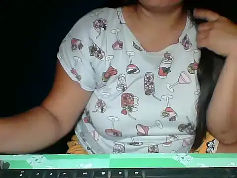 MommyKaye30 online show from June 2026 07:19:01 PM