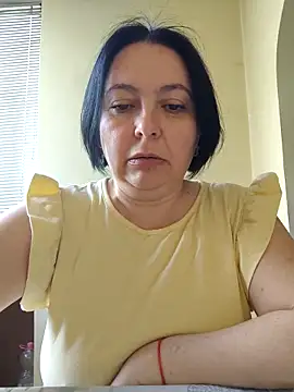 Snapshot of EmmaEmmy40 chatting on May 2026 03:29:02 PM EmmaEmmy40 online show from May 2026 03:29:02 PM