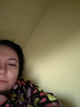 Snapshot of EmmaEmmy40 chatting on May 2026 03:13:01 AM EmmaEmmy40 online show from May 2026 03:13:01 AM