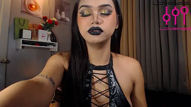 Snapshot of Lexi_ThunderFuck chatting on July 2026 01:08:02 AM Lexi ThunderFuck online show from July 2026 01:08:02 AM