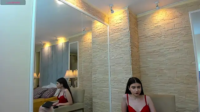 tenny shy online show from June 2026 07:35:01 PM