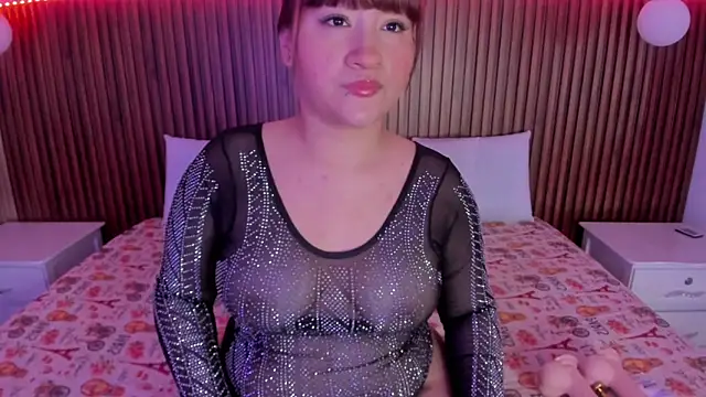 Dafne Evaans online show from June 2026 12:29:01 PM