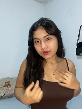 Snapshot of Xaannder chatting on May 2026 03:12:01 AM Xaannder online show from May 2026 03:12:01 AM
