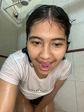 Snapshot of Xaannder chatting on May 2026 01:56:01 AM Xaannder online show from May 2026 01:56:01 AM
