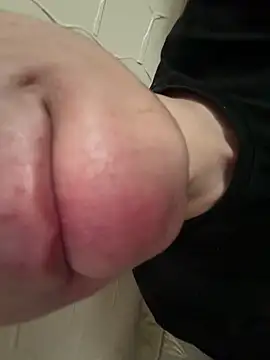 hotlips2026 online show from May 2026 07:04:01 AM