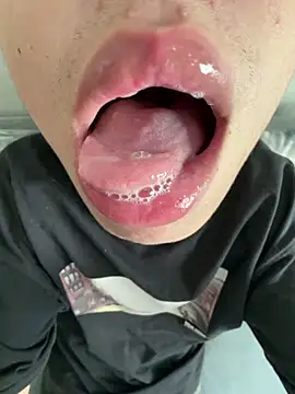 hotlips2026 online show from May 2026 02:22:02 PM