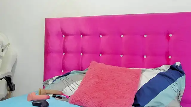 cyndycranforsquirT online show from July 2026 11:31:02 AM