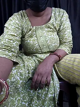 Indianaayra online show from May 2026 04:56:02 PM