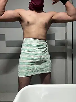 ur-city-guy online show from May 2026 07:11:02 PM