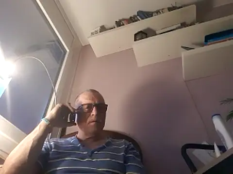 Eddy0763 online show from May 2026 03:46:02 AM