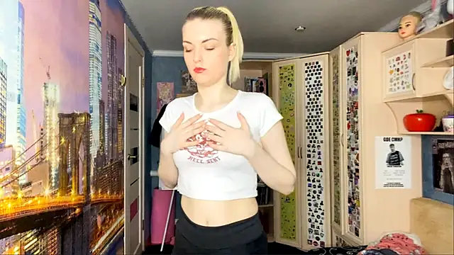 MonicaHolt online show from May 2026 10:23:01 AM