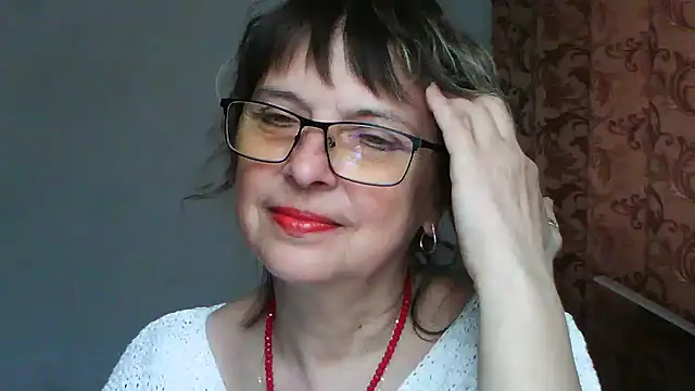 Snapshot of ElizabethGorden chatting on May 2026 12:22:02 PM ElizabethGorden online show from May 2026 12:22:02 PM