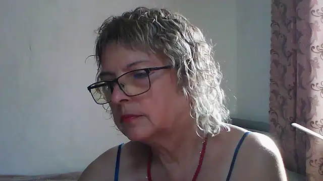 Snapshot of ElizabethGorden chatting on June 2026 05:41:02 AM ElizabethGorden online show from June 2026 05:41:02 AM