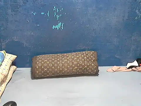 hotchilimom online show from March 2026 02:05:02 AM