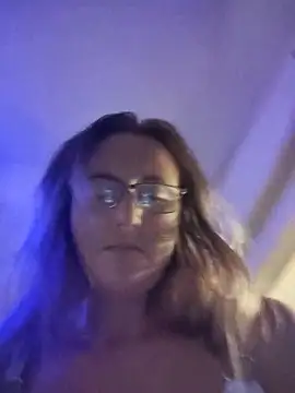 Queenle91 online show from June 2026 02:24:02 AM