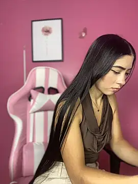 AMBERBUNNY2  online show from May 2026 10:26:02 PM